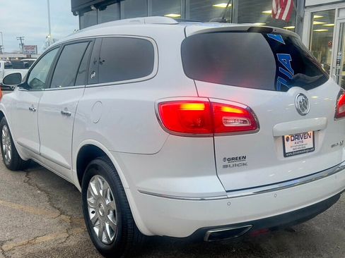 Used 2016 Buick Enclave Leather image 3