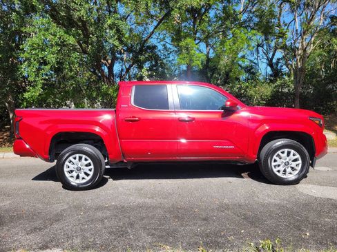 Used 2024 Toyota Tacoma SR5 image 8