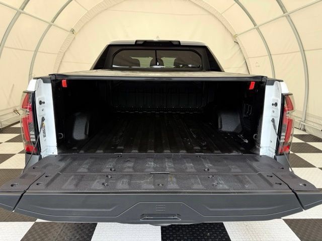 Used 2026 Chevrolet Silverado EV LT AWD/4WD image 5