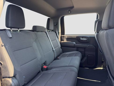 Used 2024 Chevrolet Silverado 2500 Custom w/ Custom Convenience Package AWD/4WD image 18