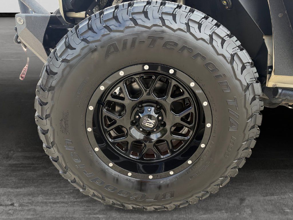 Used 2018 Jeep Wrangler Unlimited Sport S AWD/4WD image 9