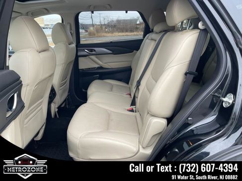 Used 2018 MAZDA CX-9 Touring w/ Touring Premium Package image 21