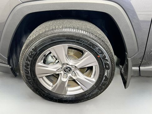 Used 2025 Toyota RAV4 XLE w/ Convenience Package FWD image 13