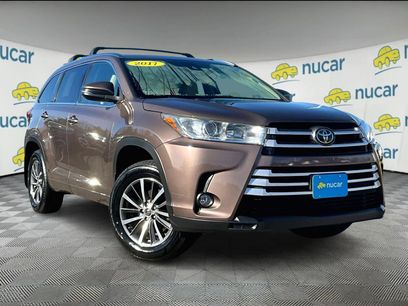 Used 2017 Toyota Highlander XLE