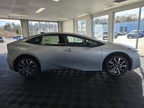 New 2026 Toyota Prius Plug-In Hybrid image 2