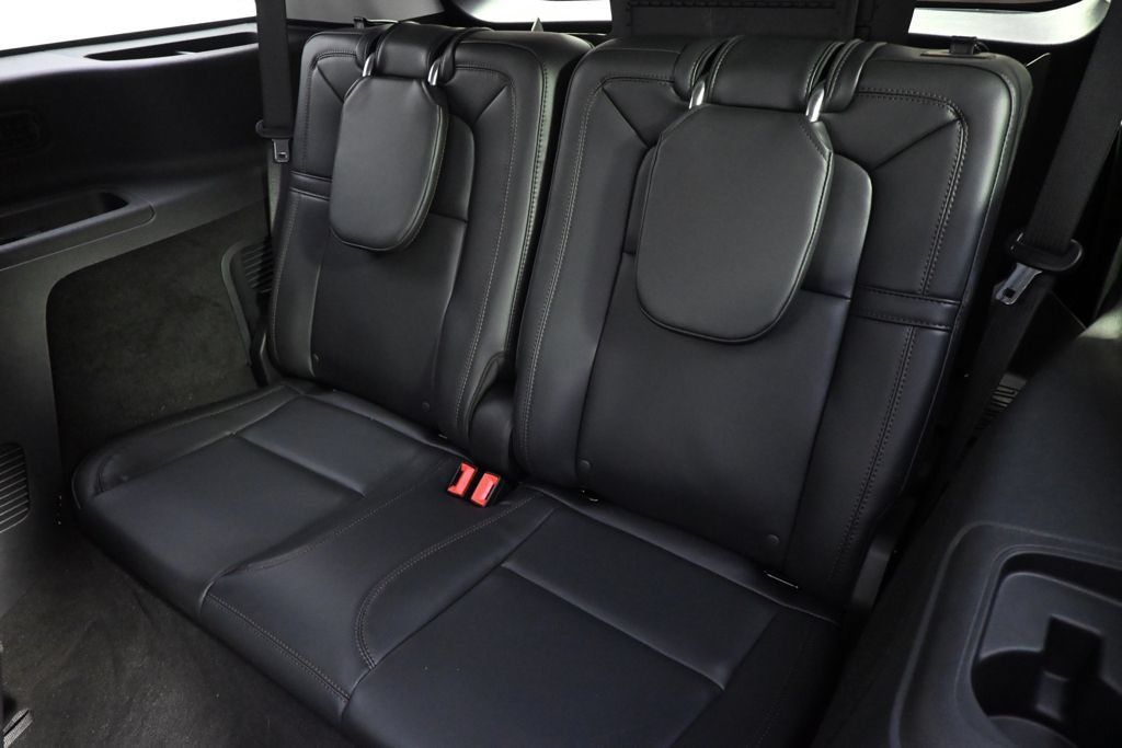 New 2026 Lincoln Aviator Reserve w/ Jet Appearance Package AWD/4WD image 22