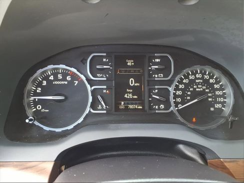 Used 2018 Toyota Tundra Limited image 26