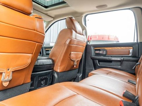 Used 2017 RAM 3500 Laramie Longhorn image 36