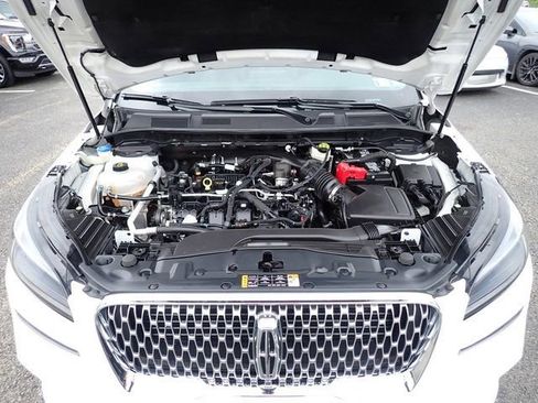 Used 2022 Lincoln Corsair AWD w/ Equipment Group 101A image 15