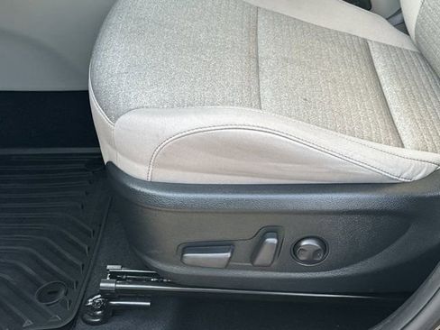 Used 2023 Kia Soul EX image 11