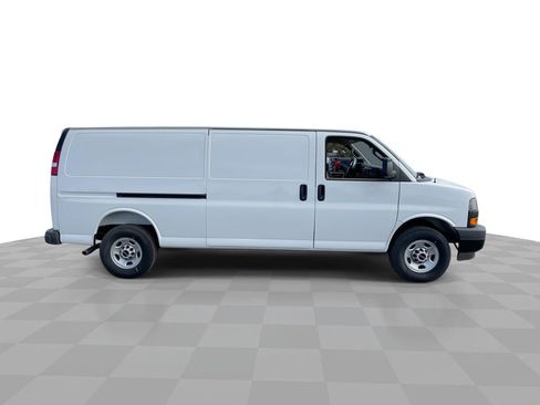 New 2025 GMC Savana 2500 Extended w/ Driver Convenience Package RWD image 9