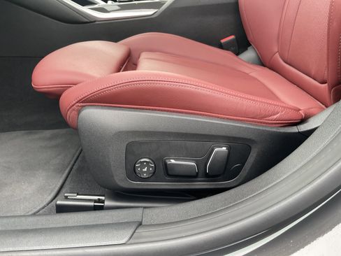 Used 2025 BMW 440i xDrive w/ Parking Assistance Package image 46