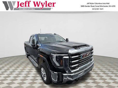 Used 2024 GMC Sierra 2500 SLE w/ SLE Convenience Package image 1