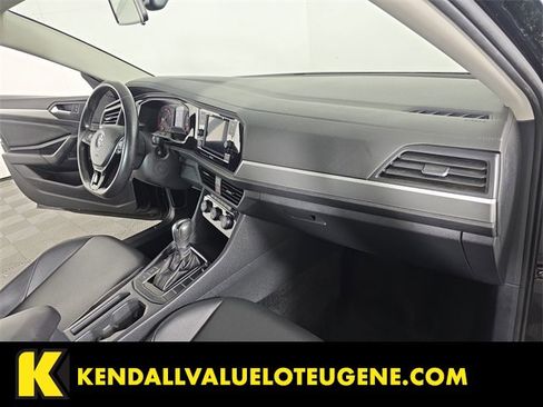 Used 2019 Volkswagen Jetta R-Line image 18