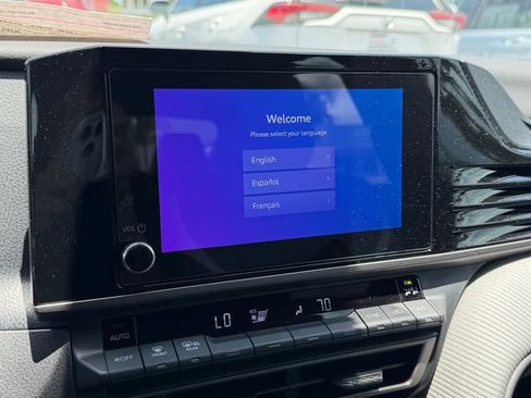 Used 2026 Toyota Camry SE FWD image 21