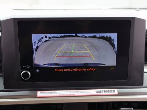 Used 2024 Toyota Tacoma TRD Sport image 17