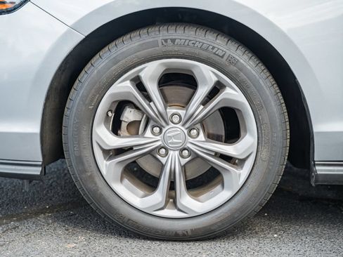 Used 2024 Honda Accord EX image 14