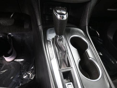 Certified 2020 Chevrolet Equinox LS image 14