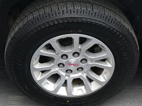 Used 2020 GMC Yukon SLT w/ Open Road Package image 12