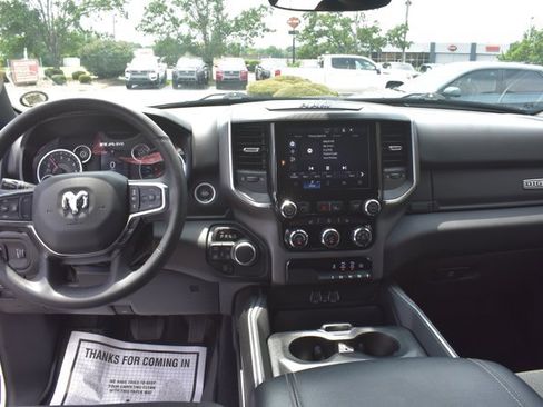 Used 2025 RAM 1500 Big Horn AWD/4WD image 18