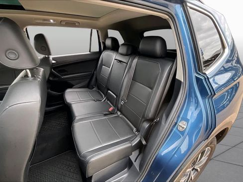 Used 2020 Volkswagen Tiguan SE w/ Panoramic Sunroof Package AWD/4WD image 21