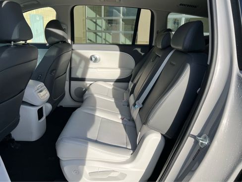 New 2026 Hyundai Ioniq 9 SEL image 27