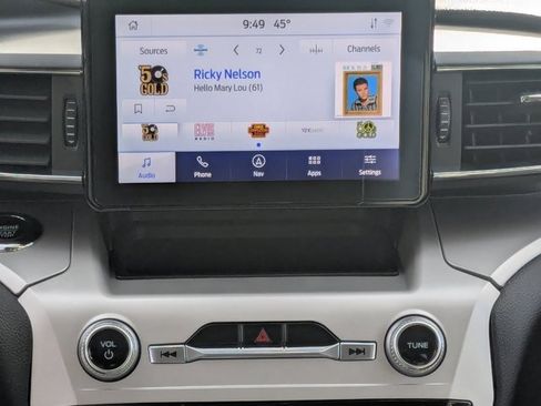 Certified 2024 Ford Explorer XLT w/ Equipment Group 202A image 20