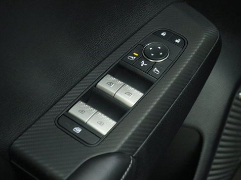New 2026 Mitsubishi Outlander SE FWD image 16