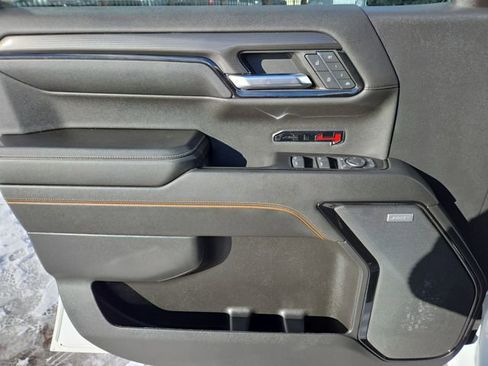 Used 2023 GMC Sierra 1500 AT4 w/ Technology Package image 14