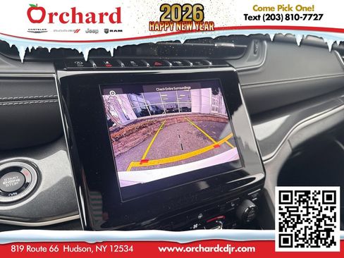 Used 2022 Jeep Grand Cherokee L Laredo image 32