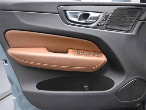 Certified 2023 Volvo XC60 B5 Ultimate w/ Protection Package Premier image 21