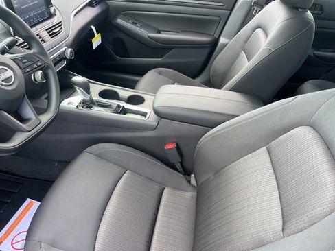 New 2025 Nissan Altima 2.5 S image 17