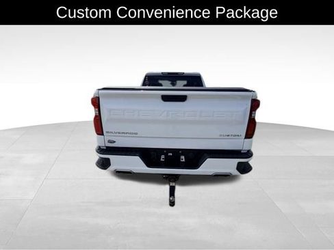 Used 2019 Chevrolet Silverado 1500 Custom w/ Custom Value Package AWD/4WD image 5