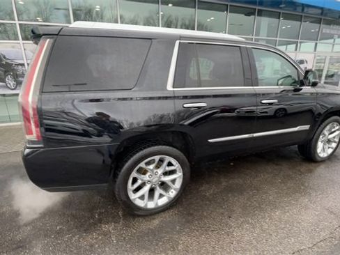 Used 2016 Cadillac Escalade Premium image 8