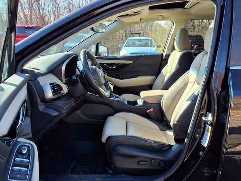 Used 2022 Subaru Outback Limited image 14