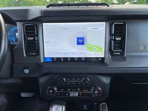 Used 2025 Ford Bronco Badlands AWD/4WD image 22
