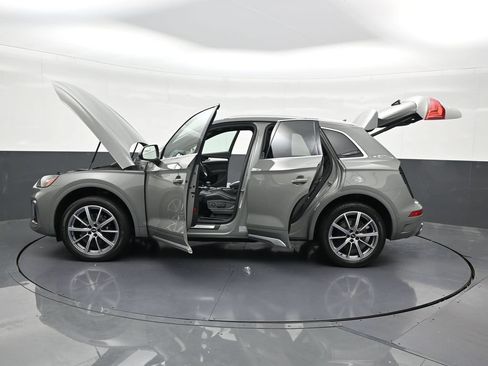 Used 2021 Audi SQ5 Premium Plus w/ Premium Plus Package AWD/4WD image 32