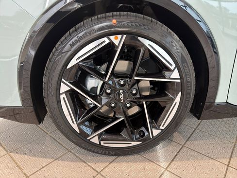 New 2026 Kia K4 GT-Line image 9