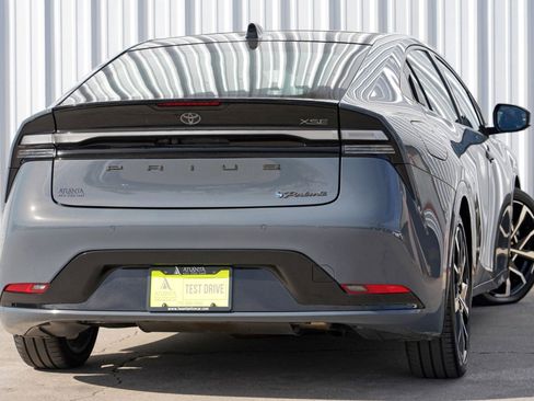 Used 2024 Toyota Prius Prime Premium w/ Advanced Technology Package image 4