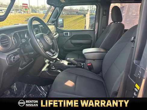 Used 2021 Jeep Wrangler Sport image 11