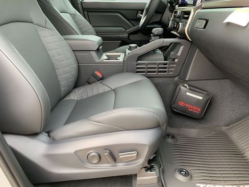 New 2025 Toyota Tacoma TRD Off-Road image 14