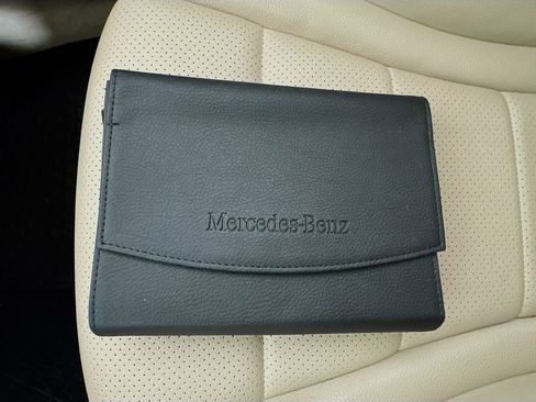 Used 2017 Mercedes-Benz GLC 300 4MATIC image 42