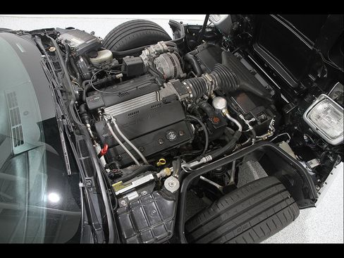 Used 1996 Chevrolet Corvette Convertible RWD image 20