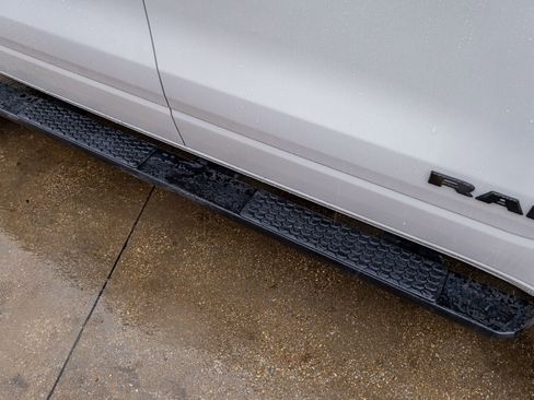 Used 2020 RAM 1500 Big Horn image 13