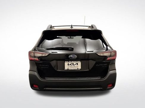 Used 2023 Subaru Outback Onyx Edition XT AWD/4WD image 6