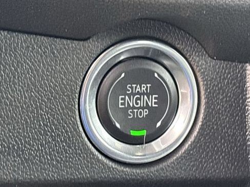 New 2026 Chevrolet Traverse LT w/ Sun and Wheel Package FWD image 20