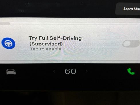 Used 2021 Tesla Model Y Long Range AWD/4WD image 26