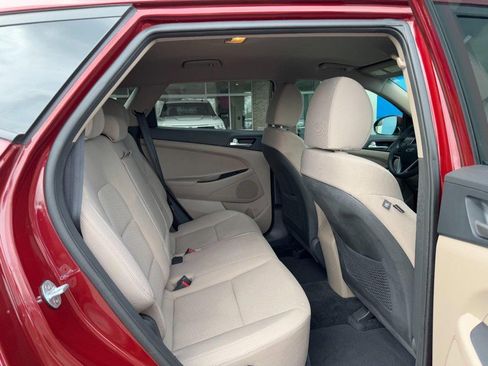 Used 2019 Hyundai Tucson SE w/ Cargo Package image 10