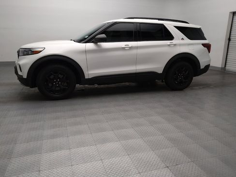 Used 2022 Ford Explorer Timberline image 2