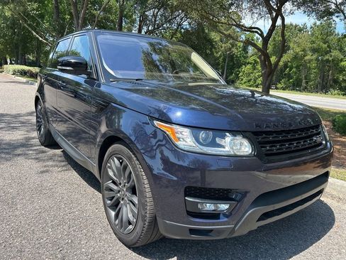Used 2017 Land Rover Range Rover Sport Supercharged AWD/4WD image 4